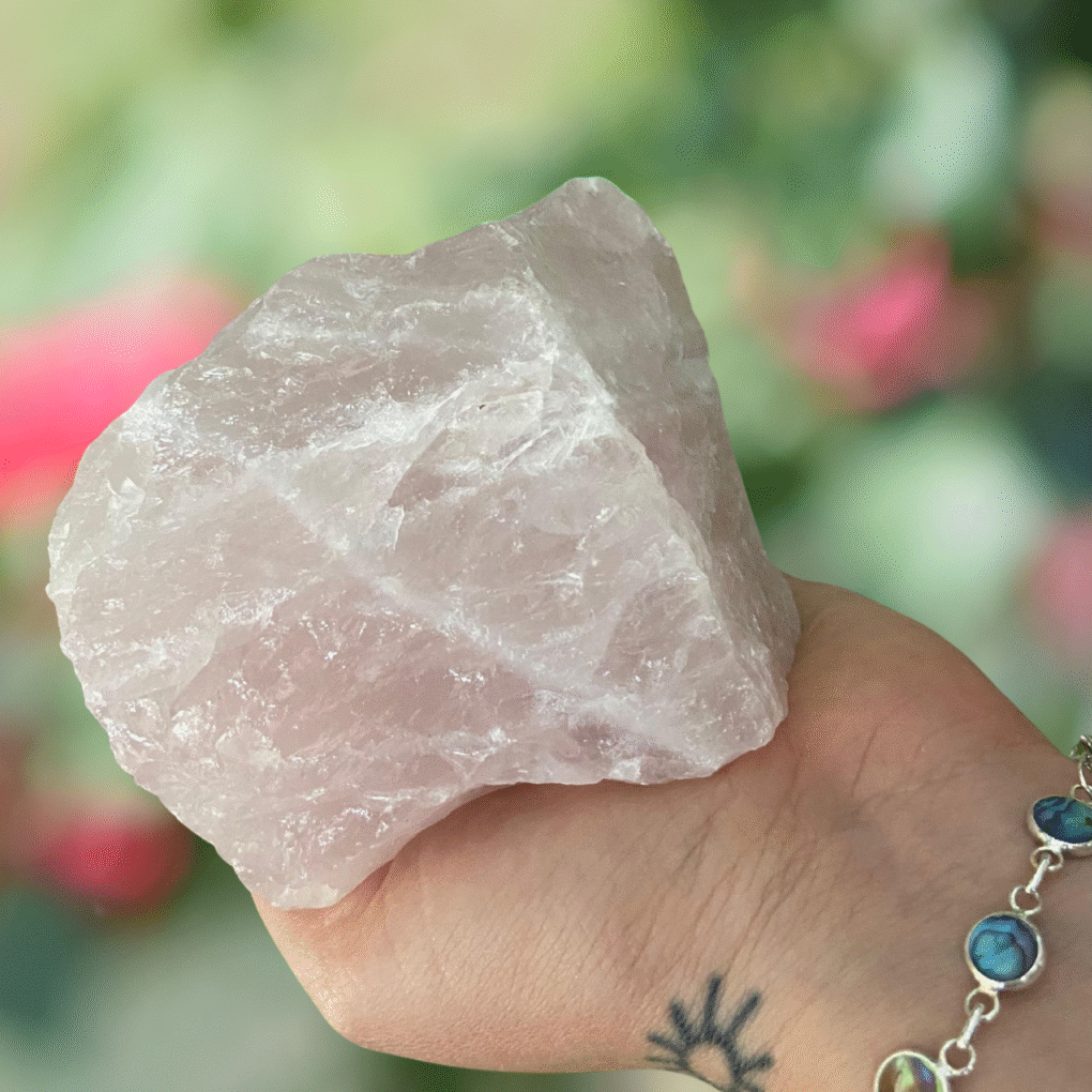 Quartzo Rosa Bruto – Amor, Cura e Suavidade