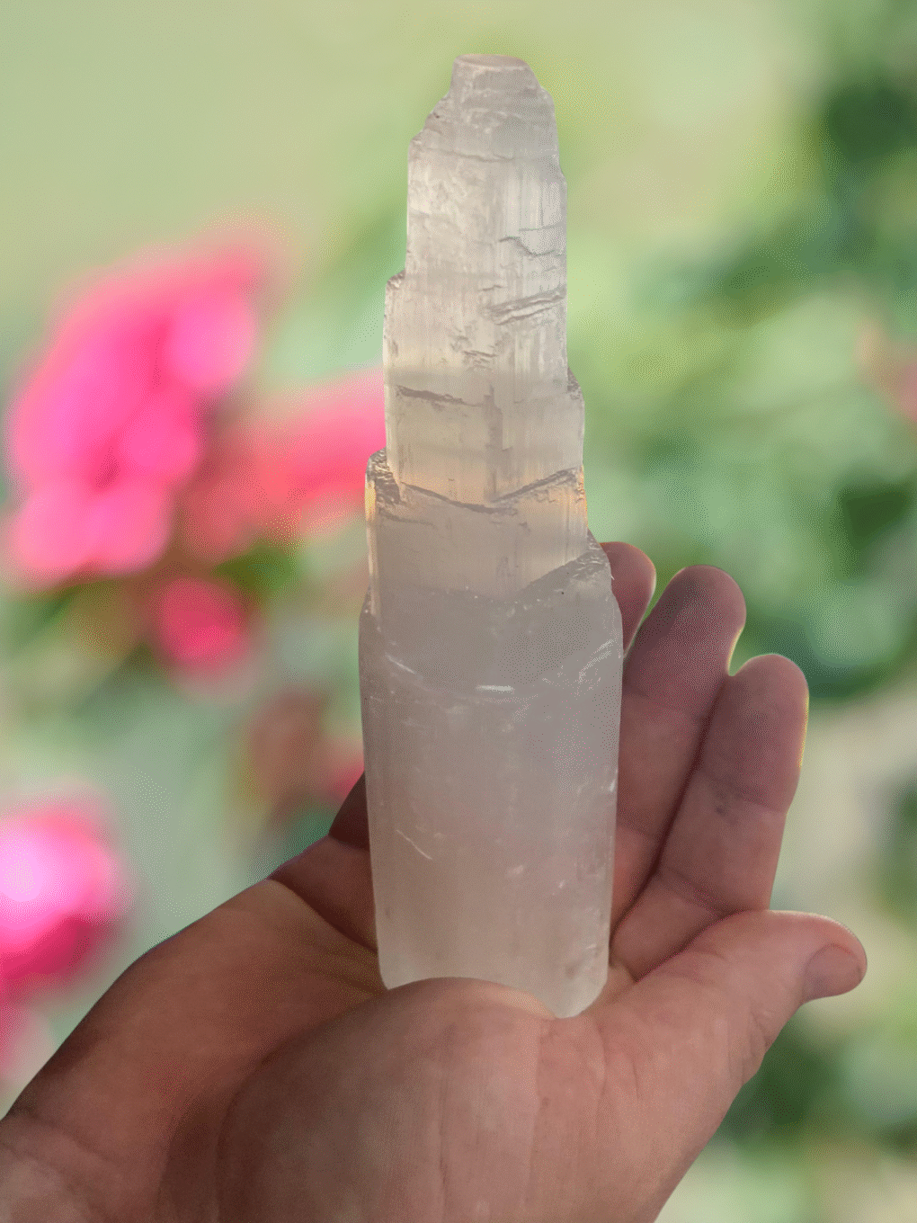 Torre de Selenita Escalonada – Luz, Clareza e Purificação