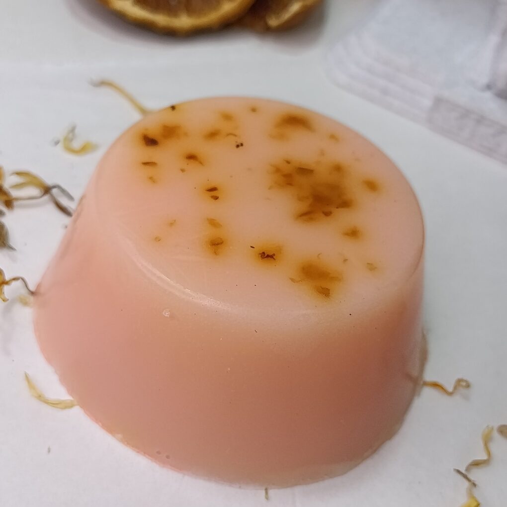 Sabonete artesanal de Rosas com Laranja Doce ð¹ð§¡