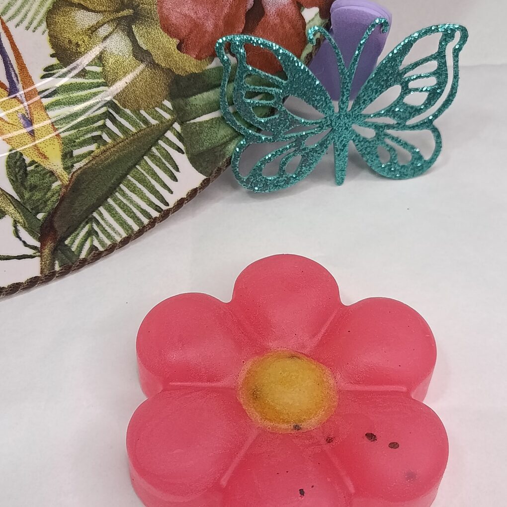 Sabonete artesanal Flor Tropical – Lavanda, Mamão e Linhaça ðº