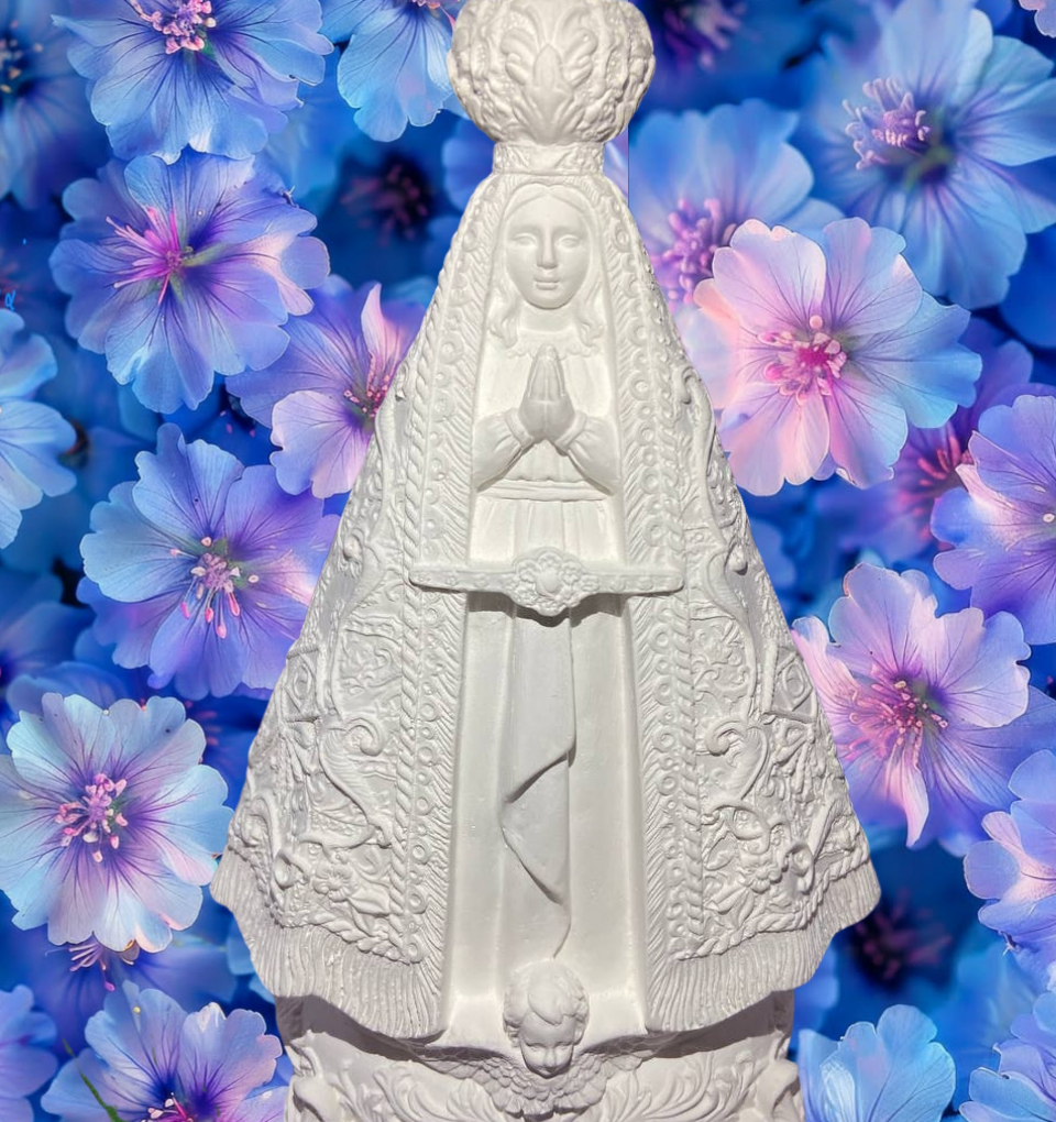 Nossa Senhora em gesso pronta para pintar | 22 cm ð