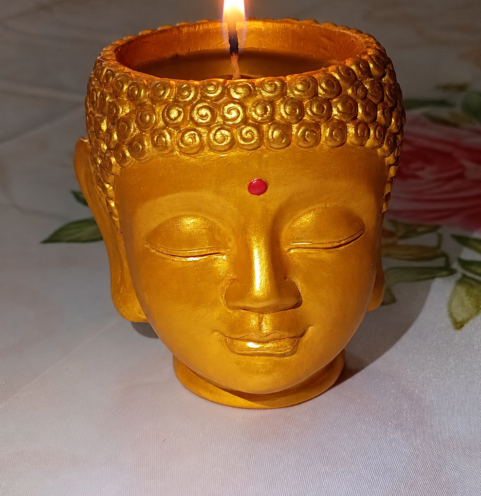 Vela artesanal de Buda em cera de abelha ✨